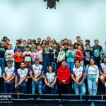 Niñas y niños participan en las actividades deportivas y recreativas de los Cursos de Verano COMUDE 2026 en Huanímaro.